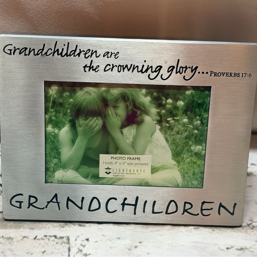 Silver Photo Frame - Grandchildren Design